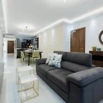 Modern 3br Maisonette With Private Bbq Area Apartment