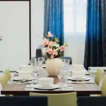 Modern 3br Maisonette With Private Bbq Area *
