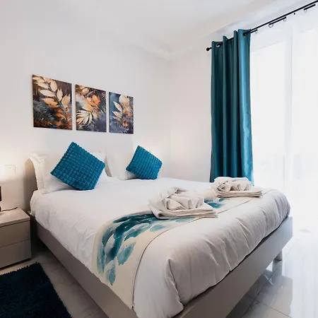 Apartman Modern 3br Maisonette With Private Bbq Area