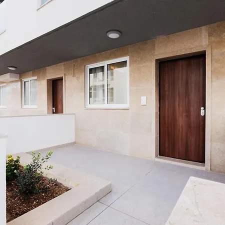 Modern 3br Maisonette With Private Bbq Area Ix-Xaghra ta' Barra