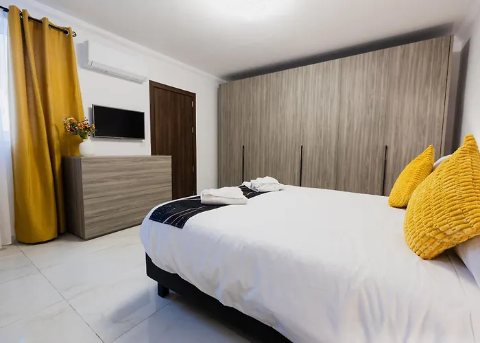 Modern 3br Maisonette With Private Bbq Area Apartman *