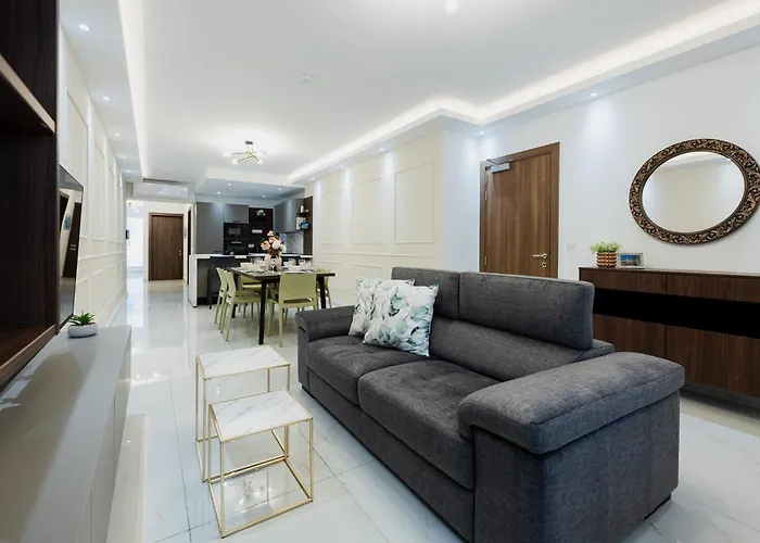 Modern 3br Maisonette With Private Bbq Area Apartman